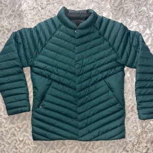 Lululemon light weight puffer Jacket men’s  medium.